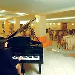 מלון Pisani 3*