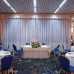 Pisani 3*