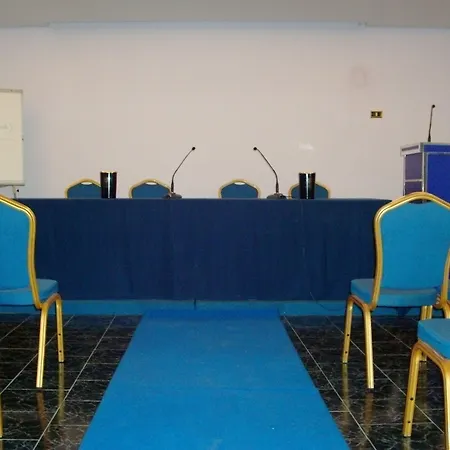 Pisani 3*
