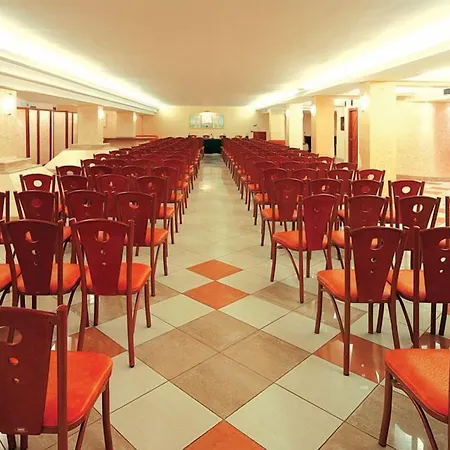Pisani 3*